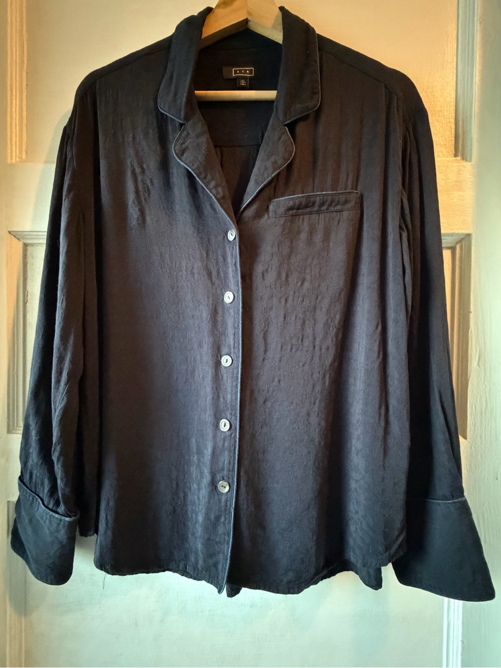 AYR women’s Black Button-Down Notch Collar Shirt
